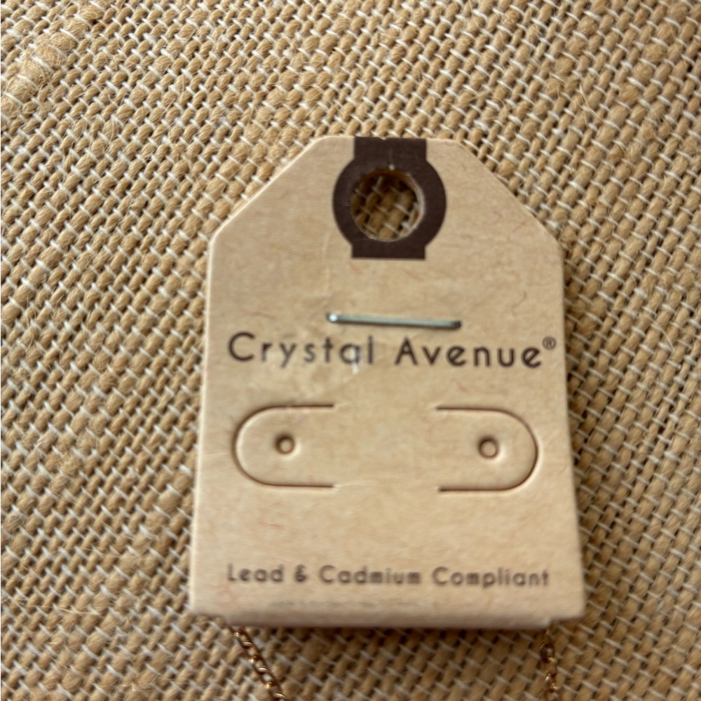 Gold Chain Necklace with Leopard Print Pendant - Picture 4 of 4
